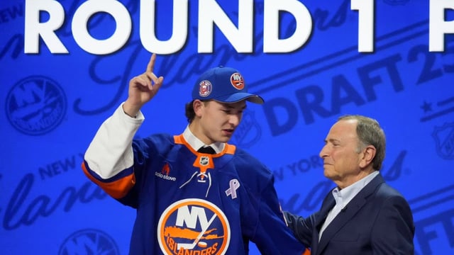 Schaefer als Nummer 1 zu den Islanders