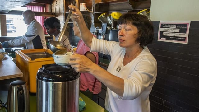 Nur 29 Prozent der Ukrainer in der Schweiz arbeiten – warum?