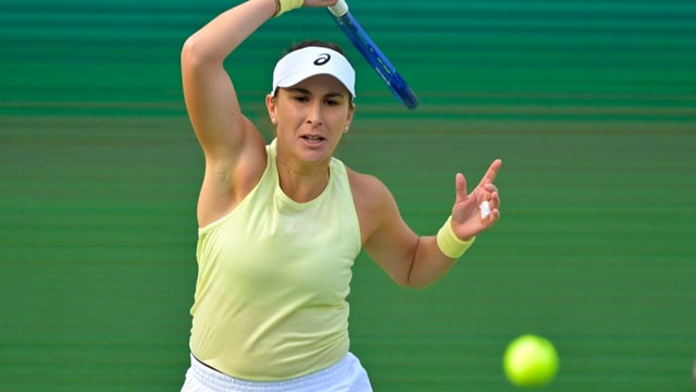 Bencic dominant, Golubic out