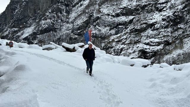Nach dem Jahrhundertunwetter: Leben im abgesperrten Bavonatal