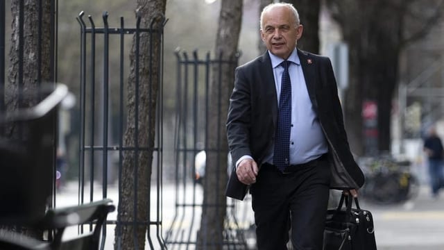 Ex-Finanzminister Ueli Maurer äussert sich nicht zum PUK-Bericht