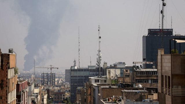 Iran feuert neue Raketen auf Israel +++ Explosionen in Teheran