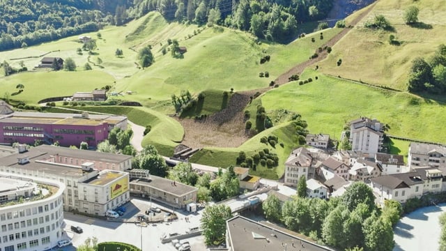 Schwanden: Schutzdamm für Wohnhäuser fertiggestellt