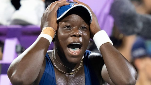 Teenie Mboko schlägt auch Rybakina und fordert nun Osaka