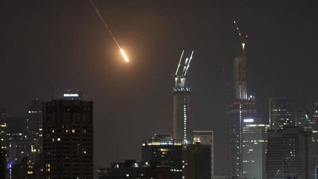 Neue Angriffswelle des Iran: Luftalarm in Tel Aviv und Jerusalem
