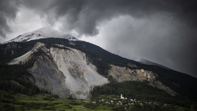 Phase Rot: Bündner Dorf Brienz droht baldige Zerstörung