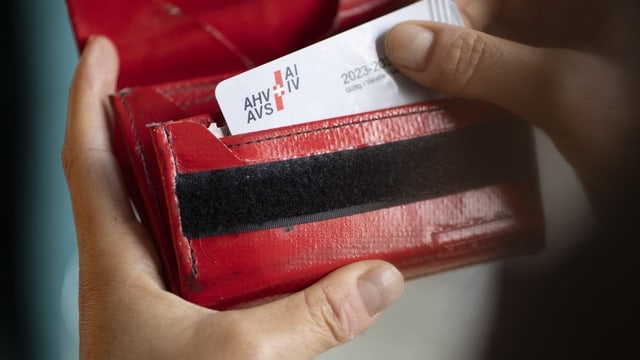 13. AHV-Rente soll mit Mehrwertsteuer-Erhöhung finanziert werden