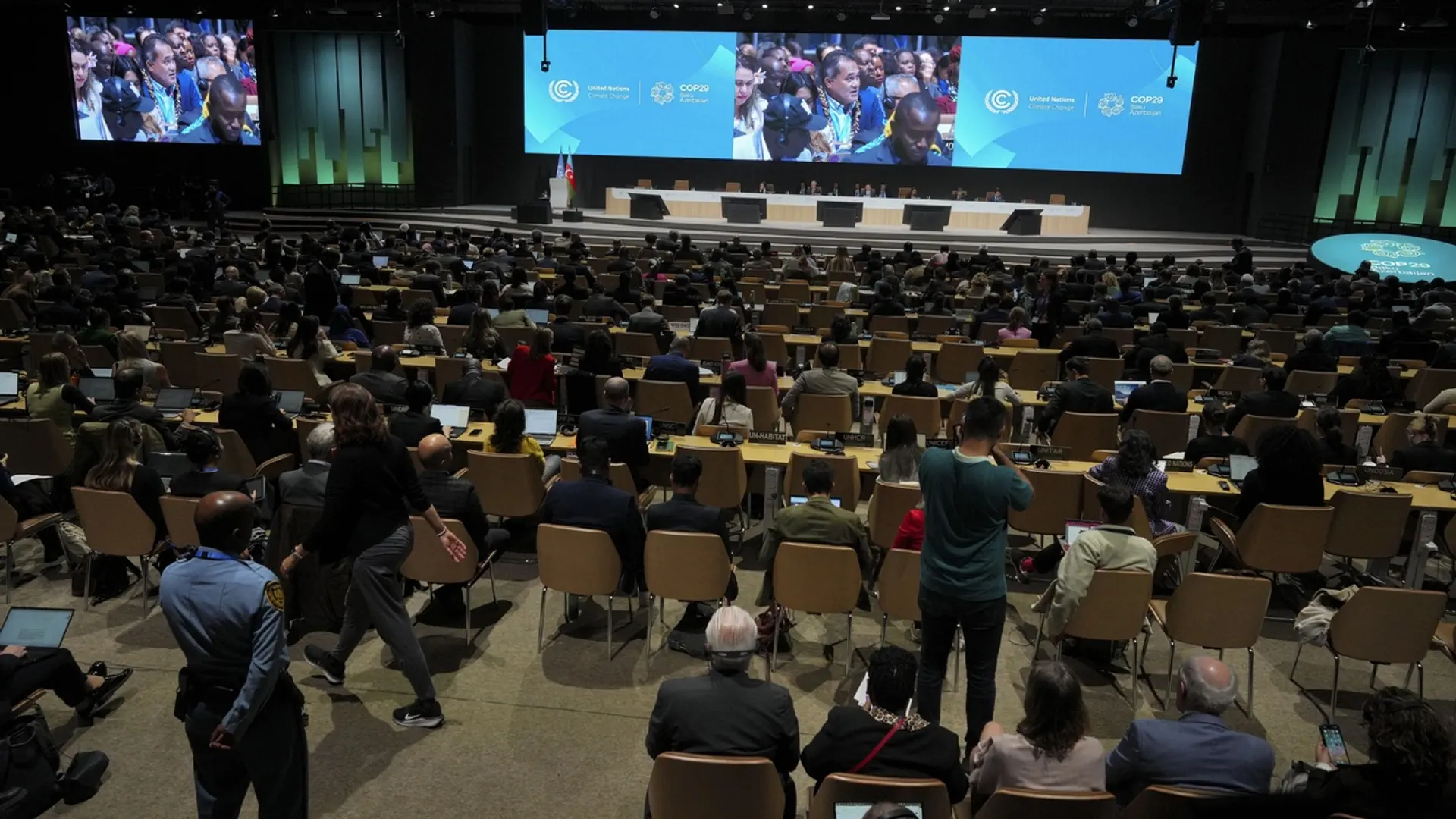 Die Klimakonferenz in Baku geht dem Ende entgegen. Im Zentrum steht die Frage: Wie viel Geld sollen die Industrieländer den ärmeren Ländern zahlen für die Bekämpfung des Klimawandels?