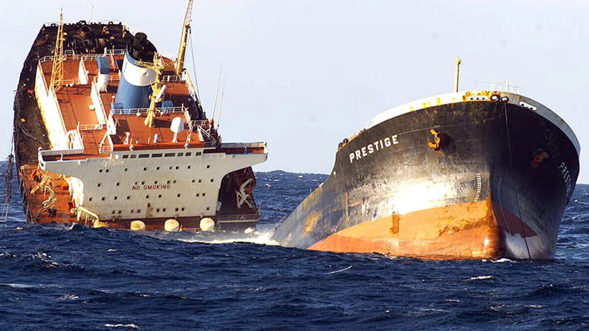 Der Öltanker Prestige sank am 19. November 2002