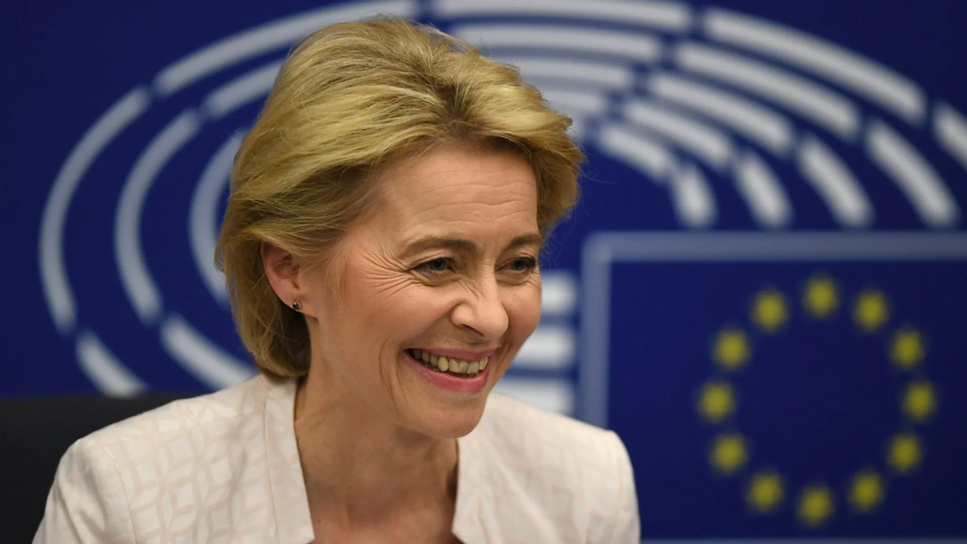 Wenn alles klappt, kann das Team rund um Kommissionspräsidentin Ursula von der Leyen die Arbeit am 1. Dezember aufnehmen.