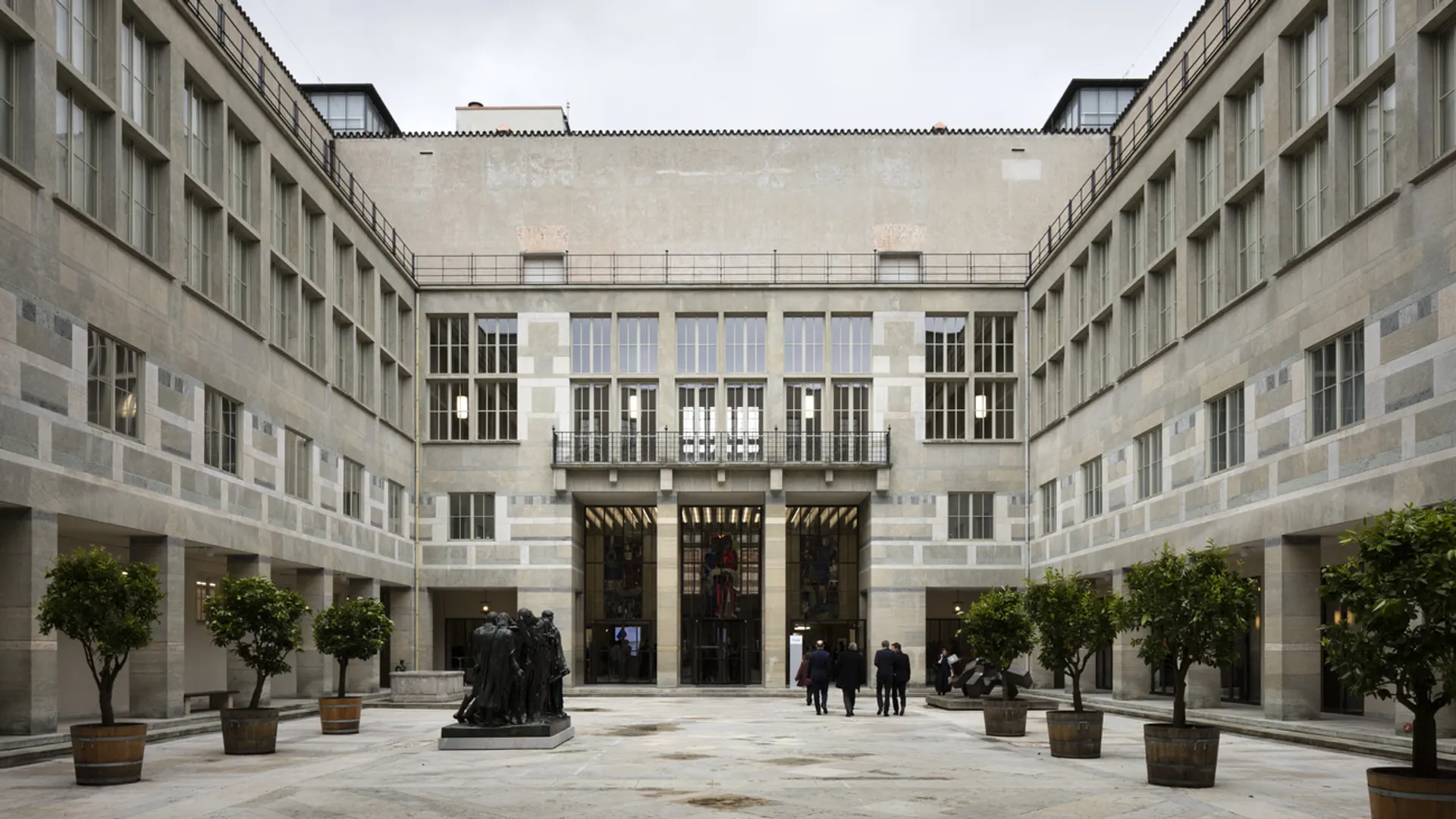 Blick auf den Hauptbau des Kunstmuseums