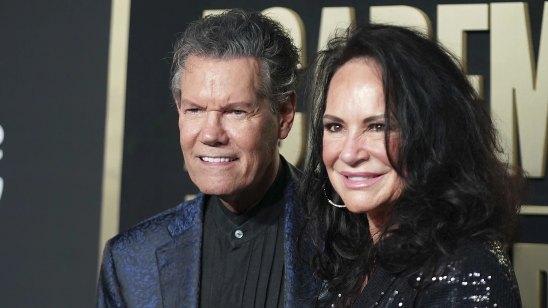 Randy Travis und sein Frau Mary Davis.